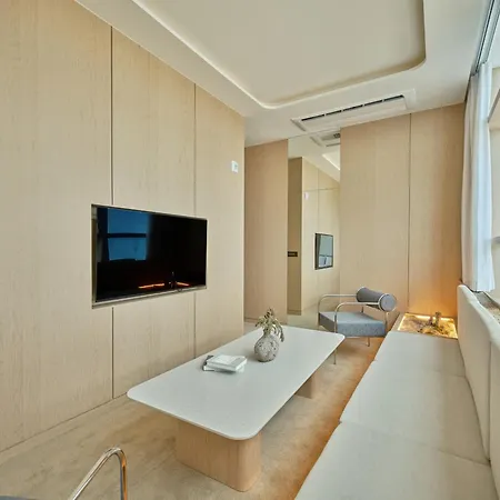 Uh Suite The Haeundae Busan Exterior photo